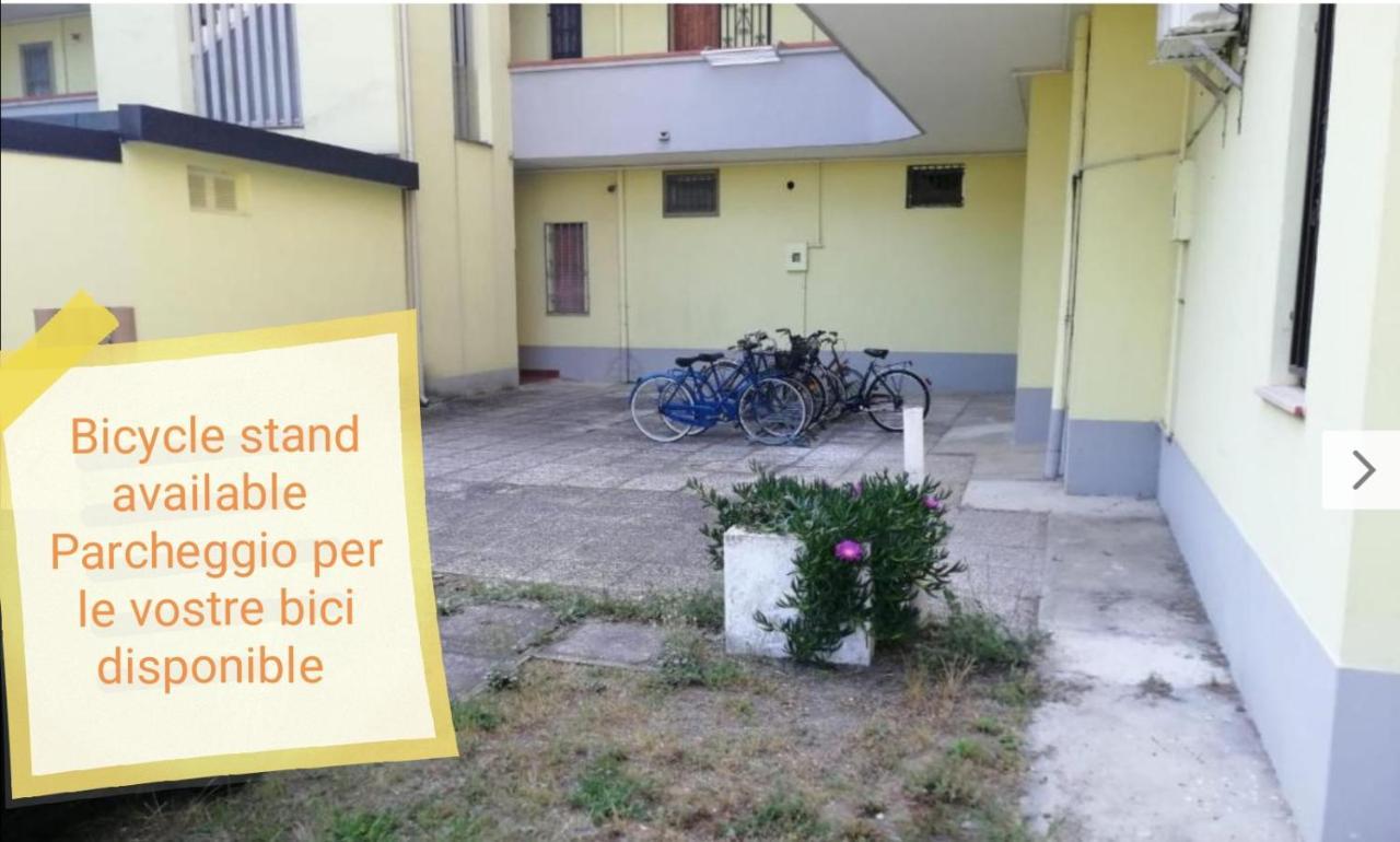 La Dolce Vita - Apartment With Shared Pool And Large Terrace Lido delle Nazioni Exterior photo